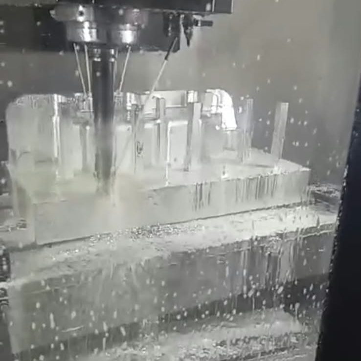 Usinagem CNC de molde de alumínio